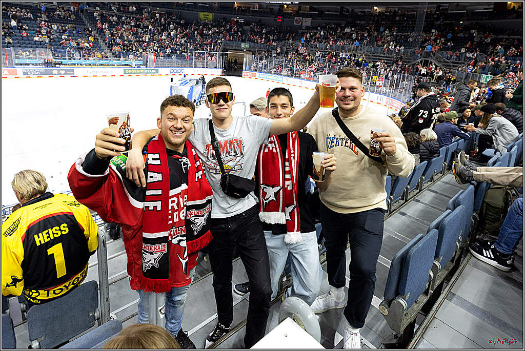 PENNY DEL;  Kölner Haie - Grizzly Wolfsburg; Köln, 26.10.2022